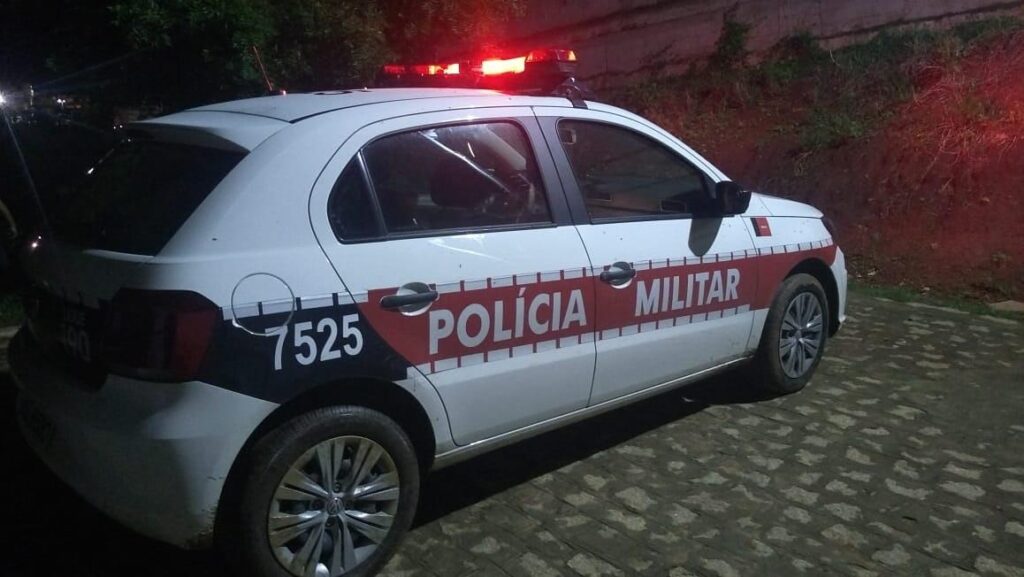 Bandidos armados invadem residência na Cidade de Capim no Distrito de Olho D'Água